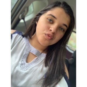 Meet your Posher, Alyssa